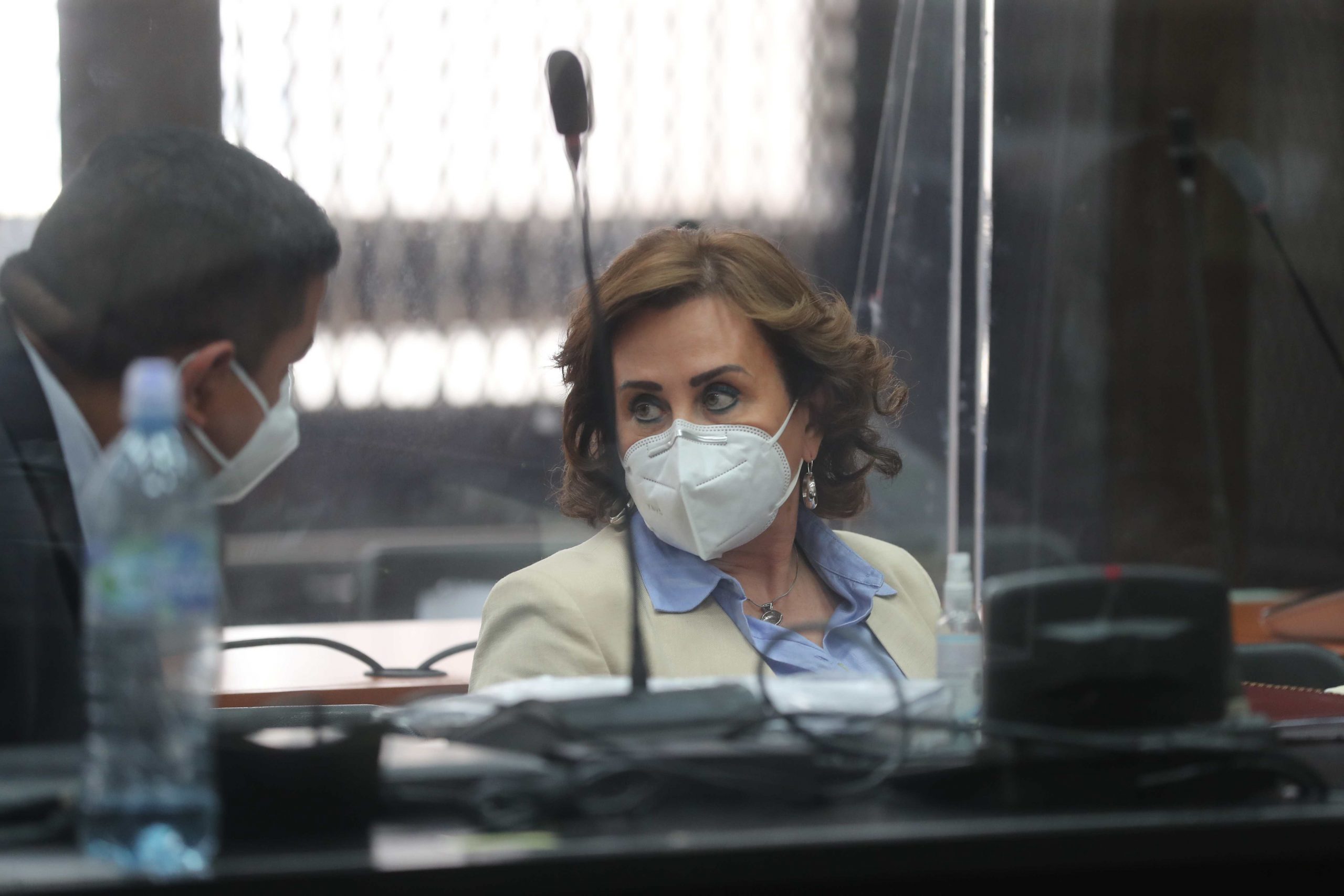 Cámara de alto riesgo revoca prohibición de hacer política y arresto domiciliario de Sandra Torres – Prensa Libre