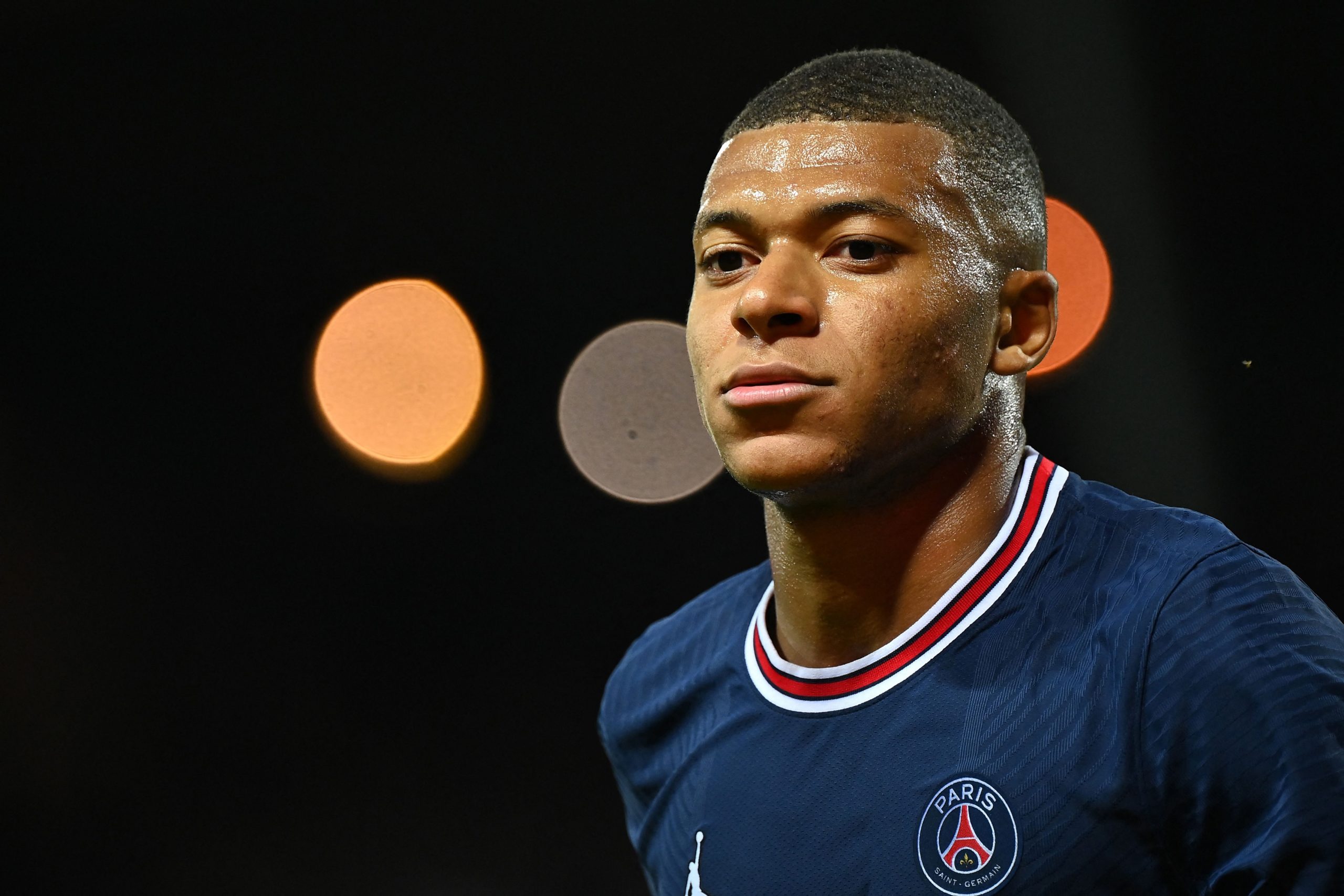 Mbappé habla del fútbol francés, Messi y Cristiano Ronaldo en entrevista, mientras el Madrid lo espera – prensa Libre