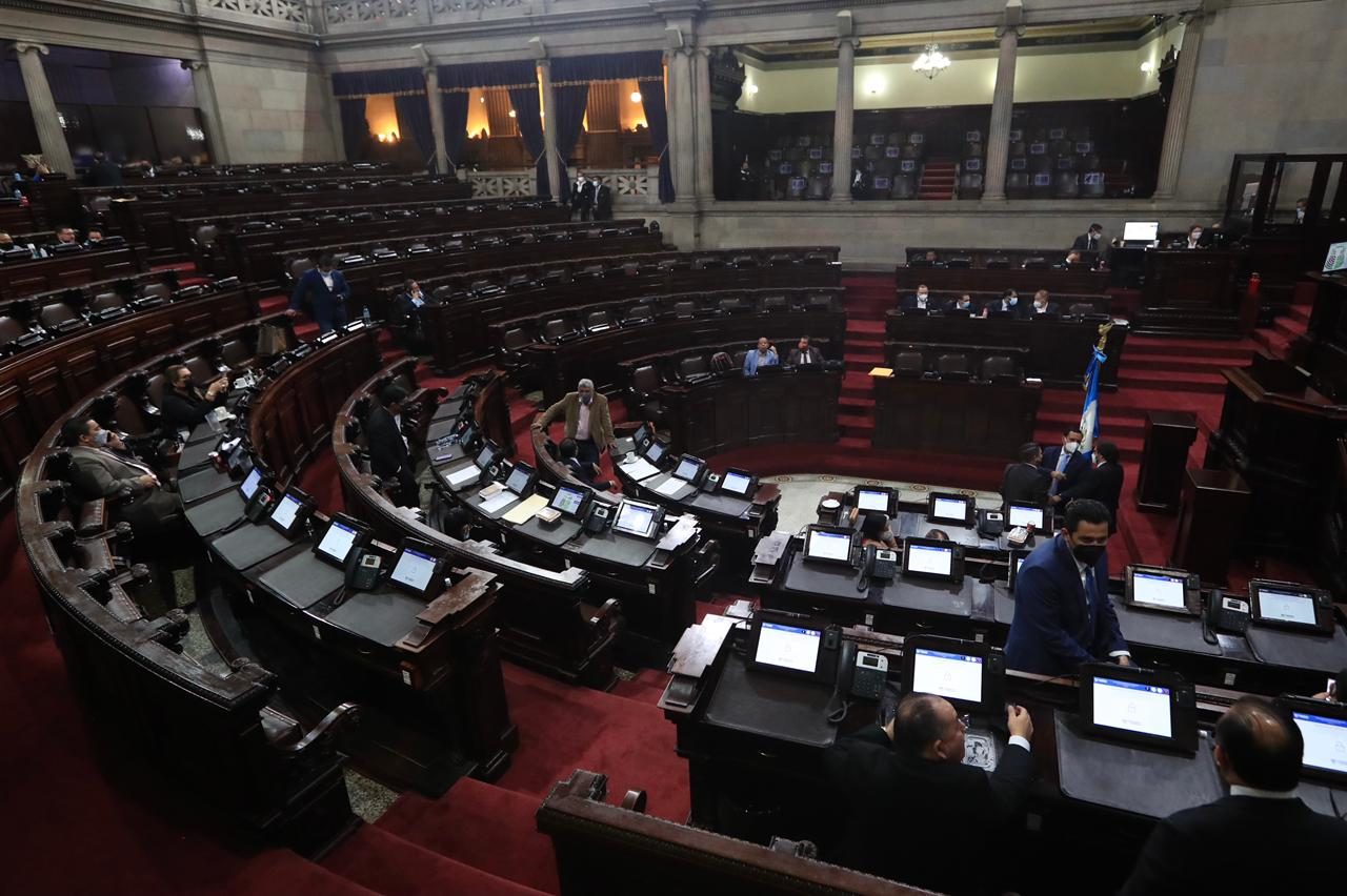 Polémica por la vigencia del estado de Calamidad cuando se suspende la sesión del Congreso – Prensa Libre