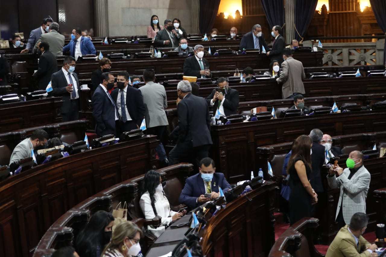 Diputados buscan consenso para aprobar ley de adquisiciones pandémicas luego de que estado de Calamidad fuera inapropiado – Prensa Libre