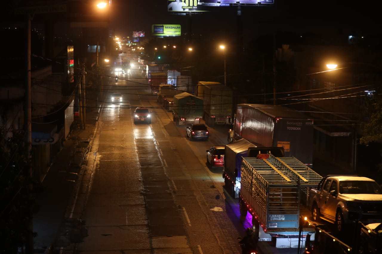 Inicio del toque de queda, muchos guatemaltecos no regresan a tiempo – Prensa Libre