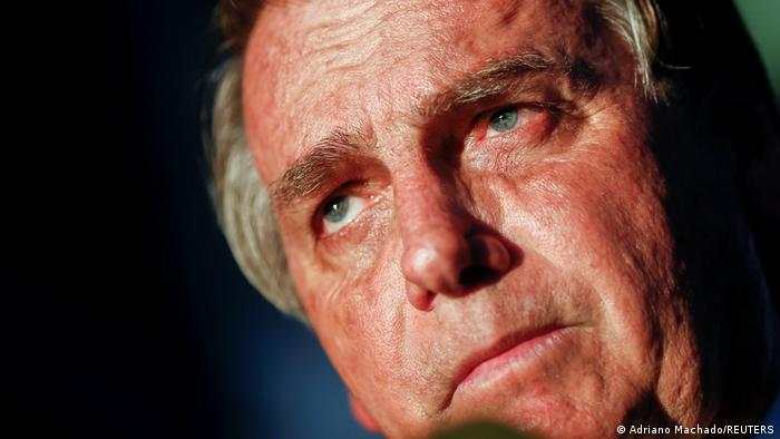 Jair Bolsonaro prohíbe a las redes sociales eliminar contenido – Prensa Libre