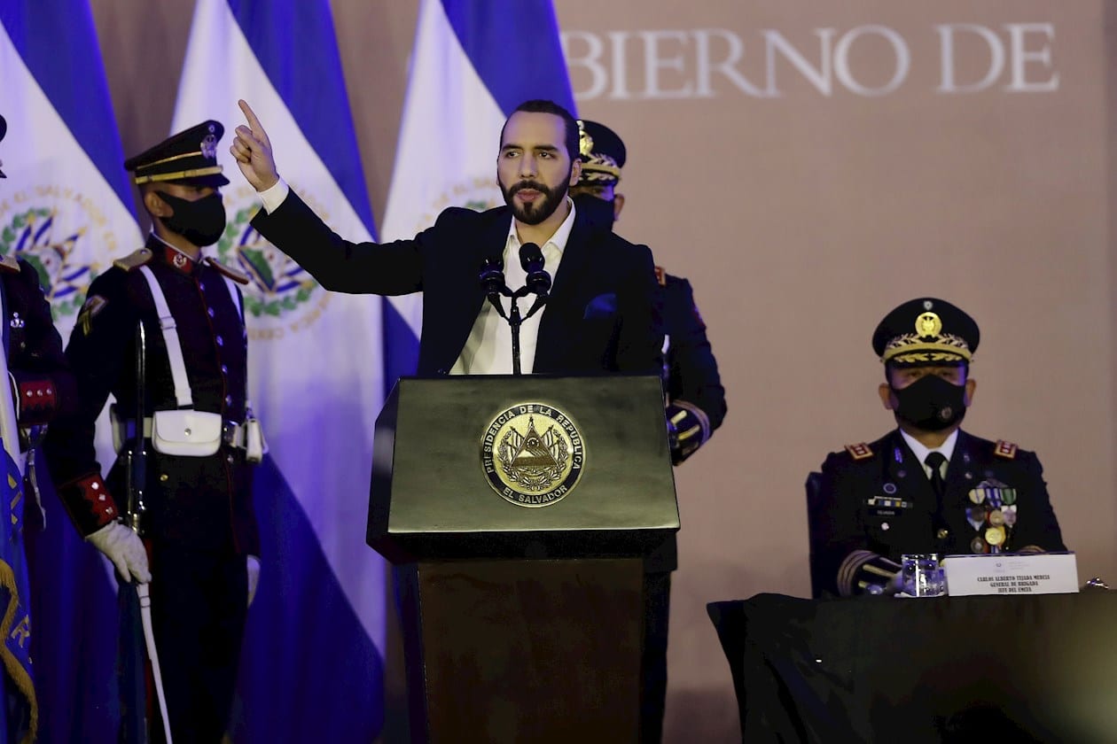 La democracia salvadoreña está en coma