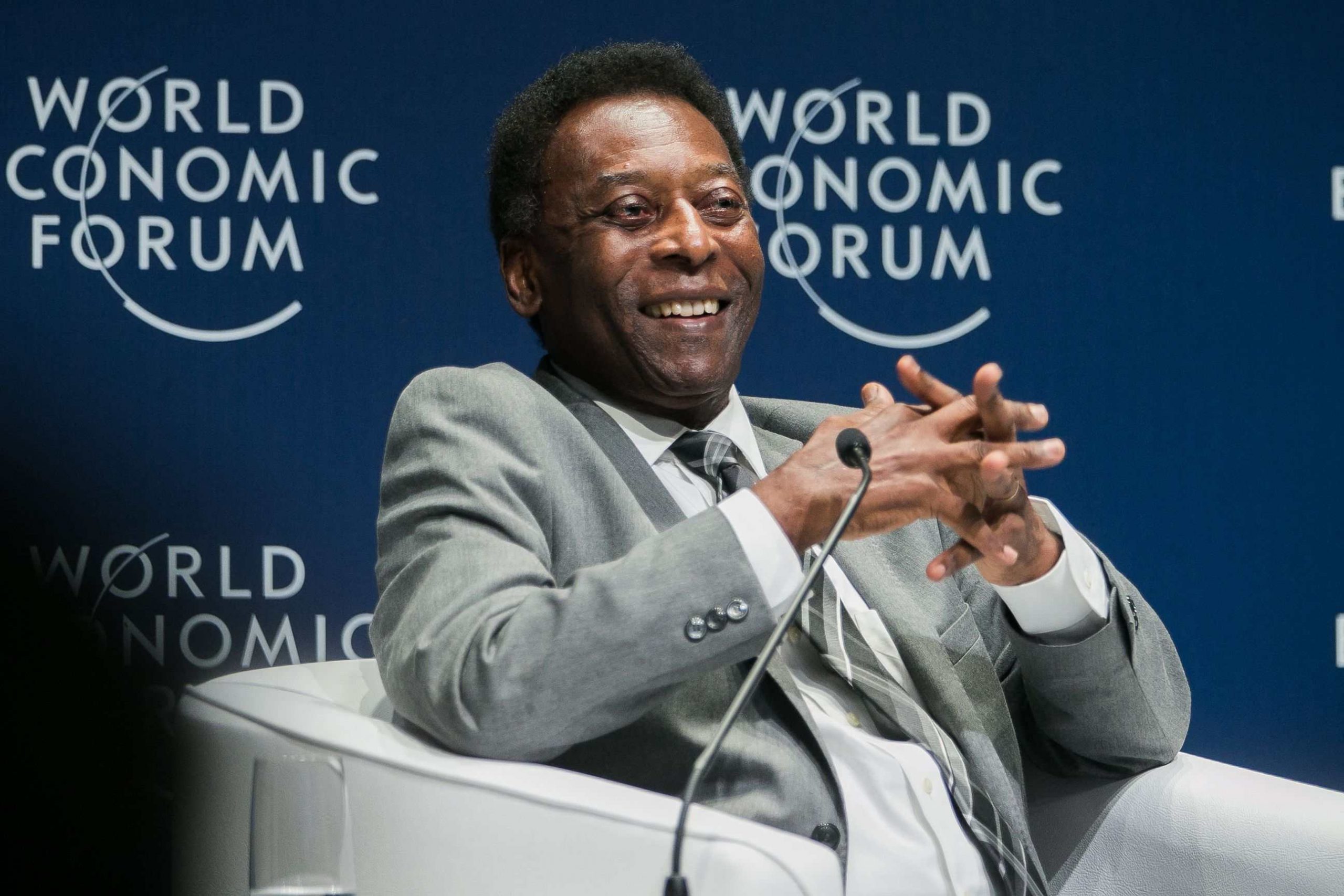 La estrella brasileña Pelé dice que está muy bien después de la cirugía para extirpar tumor de colon – Prensa Libre
