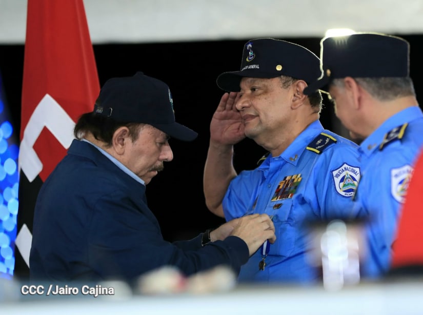 Ortega premia la lealtad de los jefes policiales sancionados por violar la DD. S.S.
