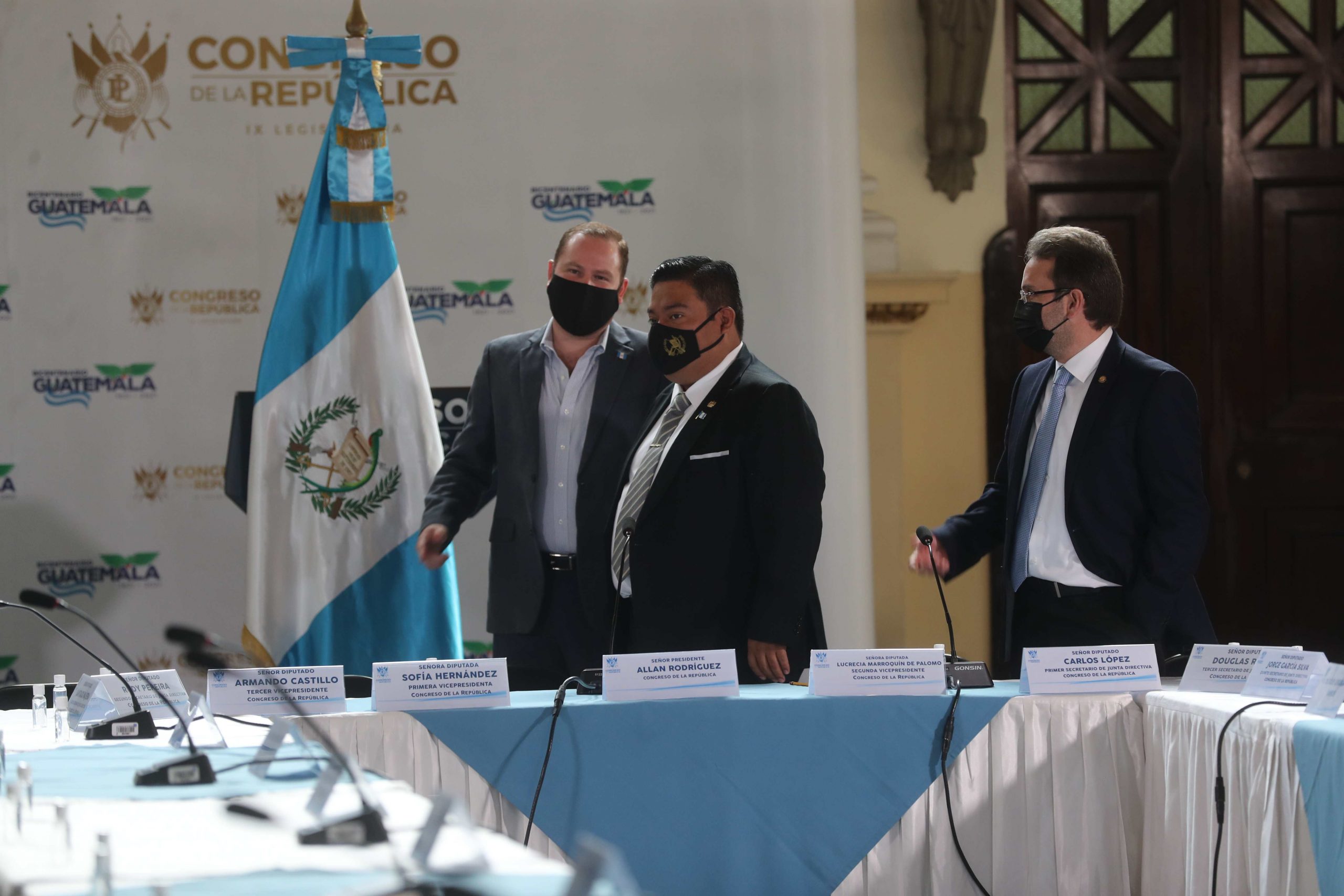 Tres meses de contratos abiertos en Salud, ¿resolverán la crisis de salud provocada por la pandemia? – Prensa Libre