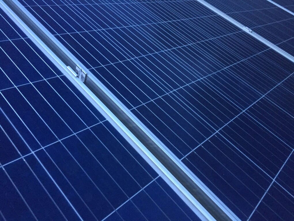 Paneles solares para casas en Panamá: instalación rápida y eficiente